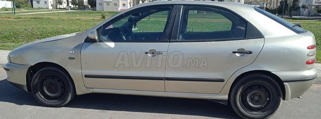 Voiture Fiat BRAVA 2000 à Kénitra  Essence  - 8 chevaux