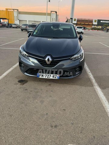 Voiture Renault Clio 2020 à Sidi Kacem  Diesel  - 6 chevaux