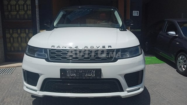 Voiture Land Rover Range Rover Sport 2019 à Rabat  Diesel  - 12 chevaux