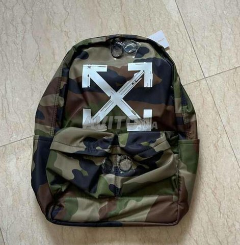 Cartable off white 2025