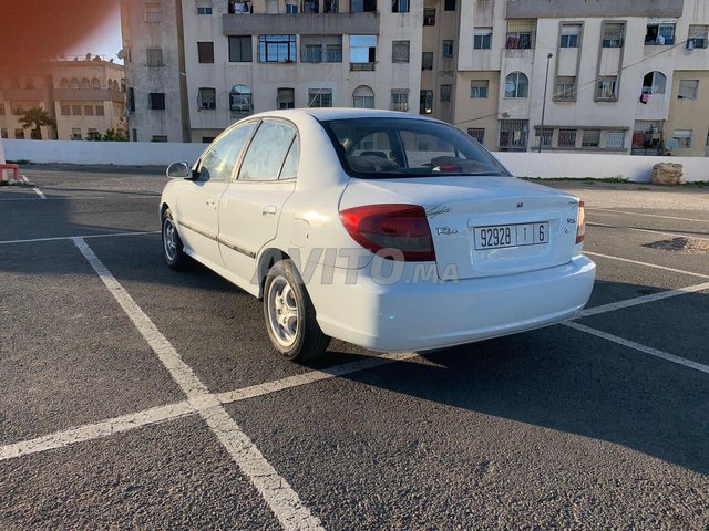 Kia Rio occasion Essence Modèle 2004