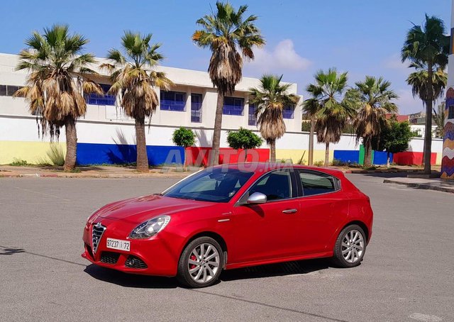 Voiture Alfa Romeo Giulietta 2016 à Casablanca  Diesel  - 8 chevaux