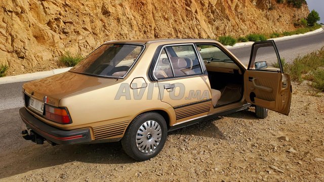 Renault R18 occasion Essence Modèle 1982