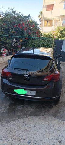 Opel Astra occasion Diesel Modèle 2014