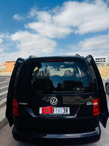 Voiture Volkswagen Caddy 2017 à Marrakech  Diesel  - 8 chevaux