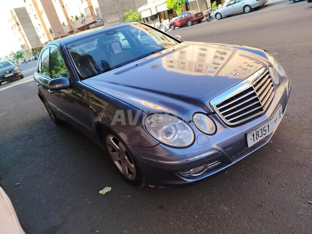 Mercedes-Benz 270 occasion Diesel Modèle 2005