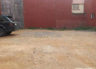 أرض للبيع 136 م² 3 em