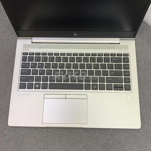 hp elitebook 830 G5 i5-8eme 8G ram 256 SSD