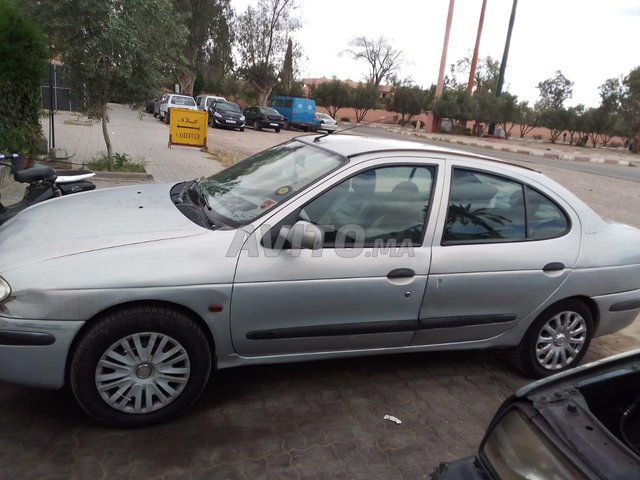 Renault Megane occasion Diesel Modèle 2002