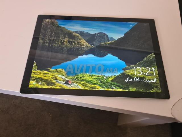 PC et tablette tactile surface pro en bon état - 2