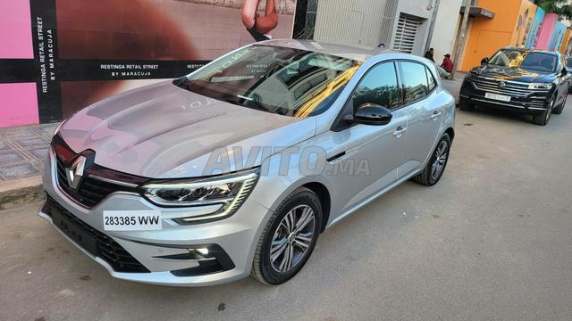 تأجير سيارة رينو ميغان