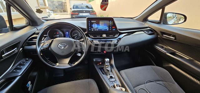 Toyota C-HR occasion Hybride Modèle 2019