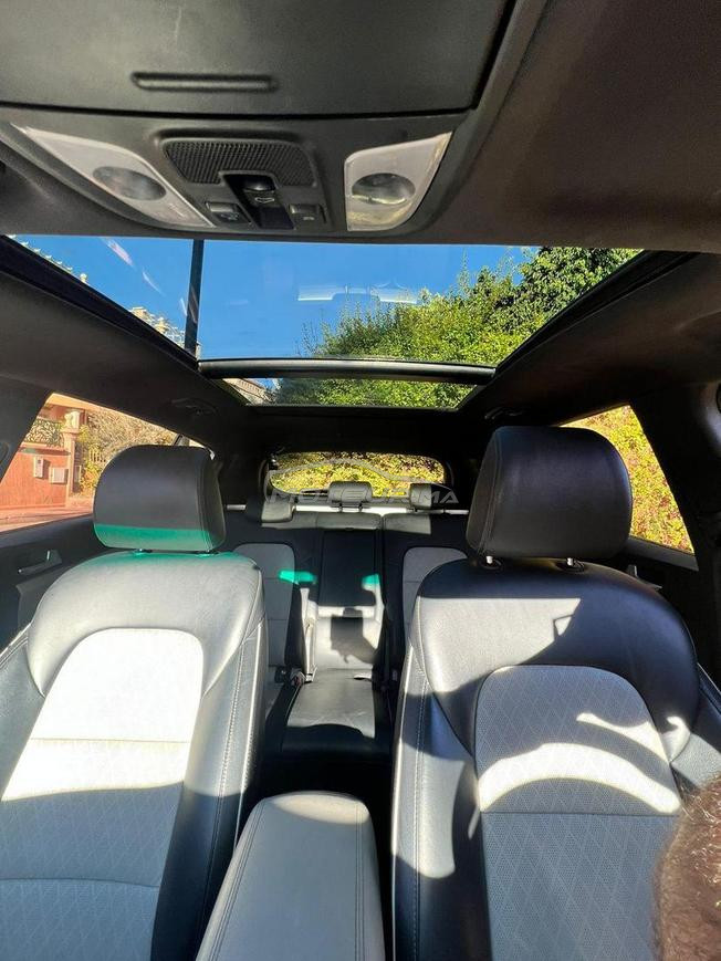 très belle voiture 