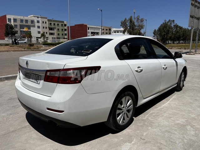 Renault Latitude occasion Diesel Modèle 2012