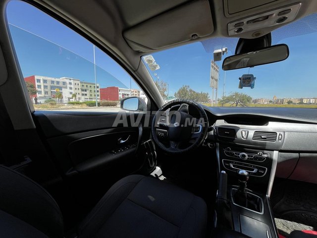 2012 Renault Latitude