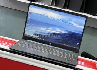 HP EQ2 15S RYZEN 5 12 CPUS/8GB/512 GB NVME