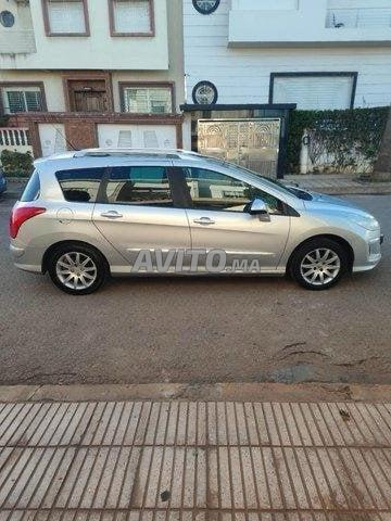 Peugeot 308 SW essence Manuelle 2008 à Settat - 2