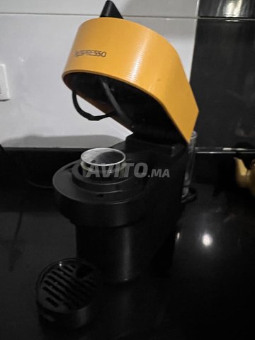Machine à café Nespresso Vertuo Pop Jaune