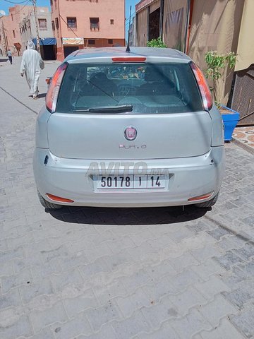 Fiat Punto occasion Essence Modèle 2015