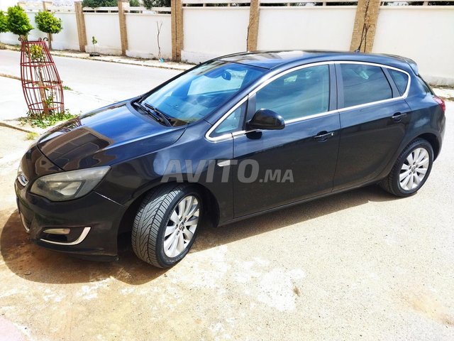 Opel Astra occasion Diesel Modèle 2014