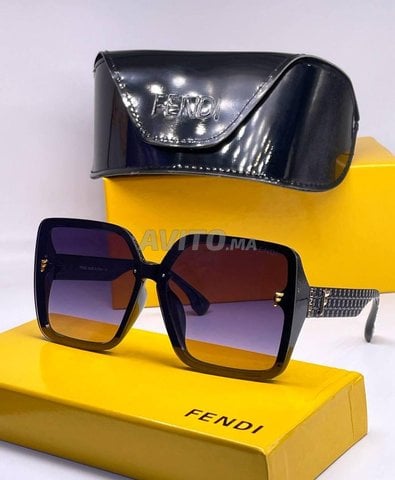 Lunette Solaire Fendi femme FN7810