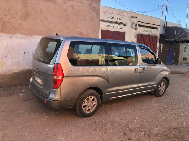 Hyundai H-1 occasion Diesel Modèle 2011