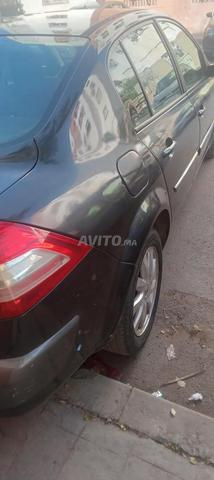 Renault Megane essence mliha ksida walo 3amra 