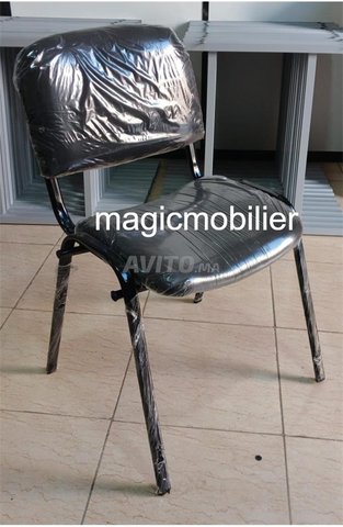 chaises iso avec table en promo