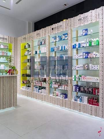  Rayonnages en Parapharmacie
