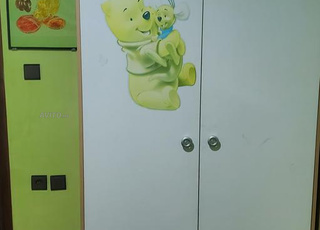 Vendre deux lits et placard