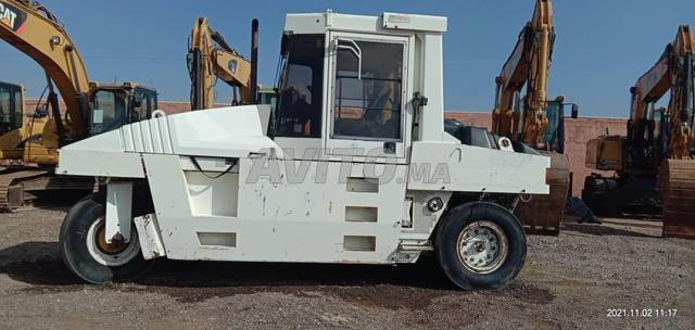 COMPACTEUR CATERPILLAR PS-300B