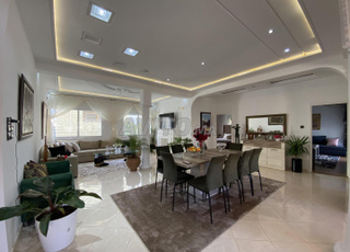 Étage villa à vendre 170 m² à  Adarissa Fès