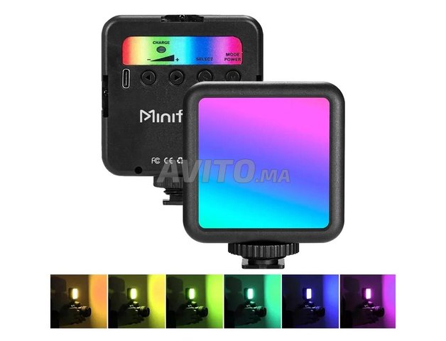 Mini Lampe de Panneau LED Lumière RVB 1800mAh