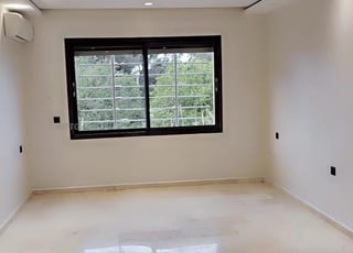 Un magnifique appart Haut Standing au 1er étage