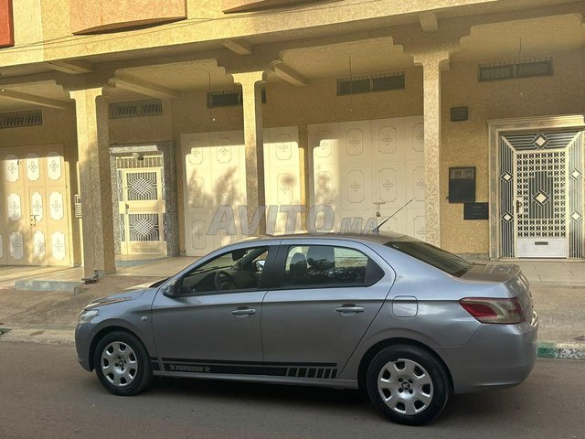 Peugeot 301 occasion Diesel Modèle 2015