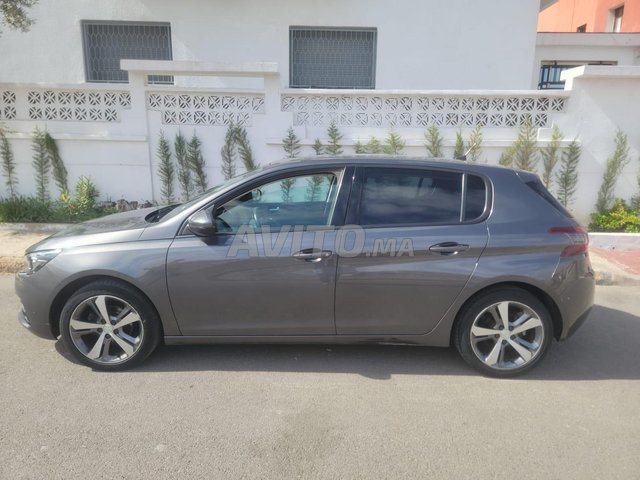 Peugeot 308 occasion Diesel Modèle 2021