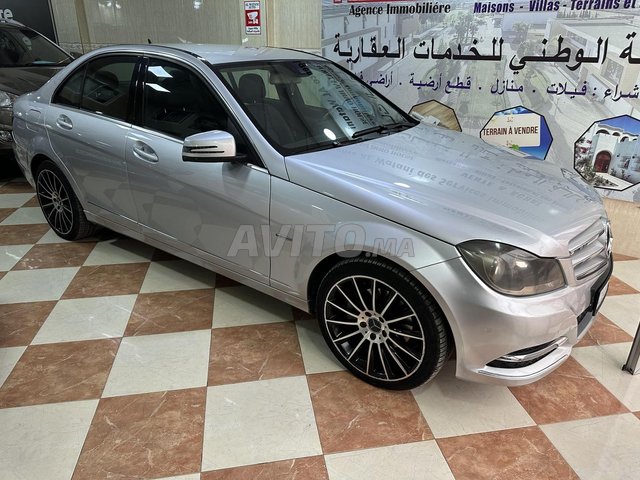 Voiture Mercedes-Benz Classe C 2012 à Oujda  Diesel  - 9 chevaux