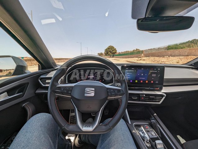 Voiture Seat Leon 2022 à Oujda  Diesel  - 8 chevaux