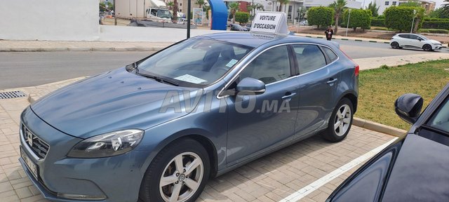 Volvo V40 occasion Diesel Modèle 2013