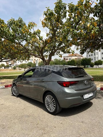 Opel Astra occasion Diesel Modèle 2021