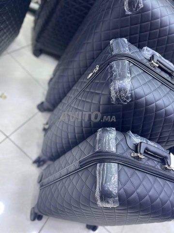 Valise Chic Et Robuste Cuir VL9011