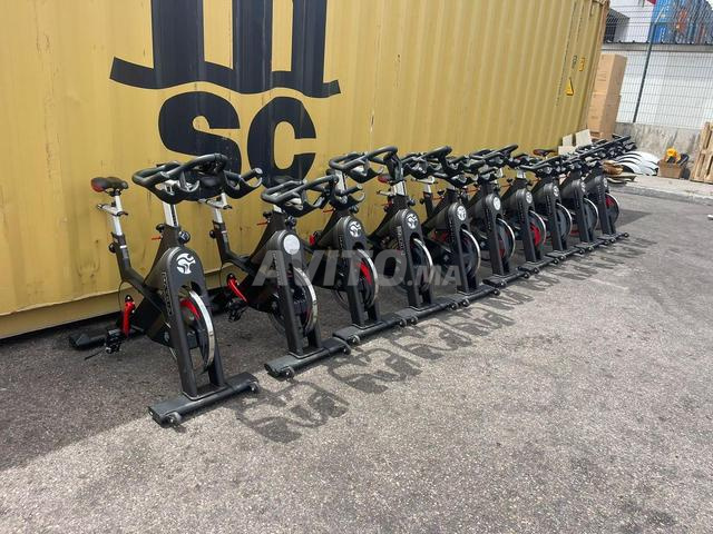 Vélos spinning professionnel importés d'occasion