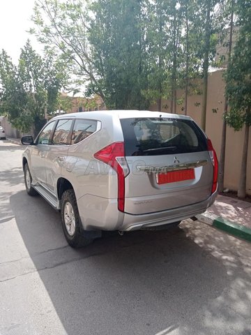 Mitsubishi pajero sport occasion Diesel Modèle 2018