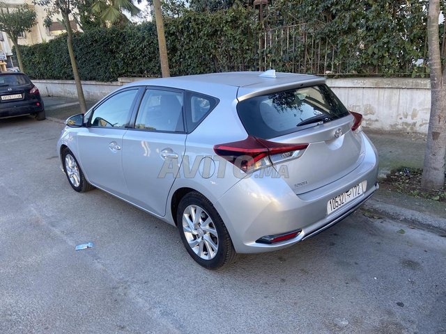 Toyota Auris occasion Diesel Modèle 2017