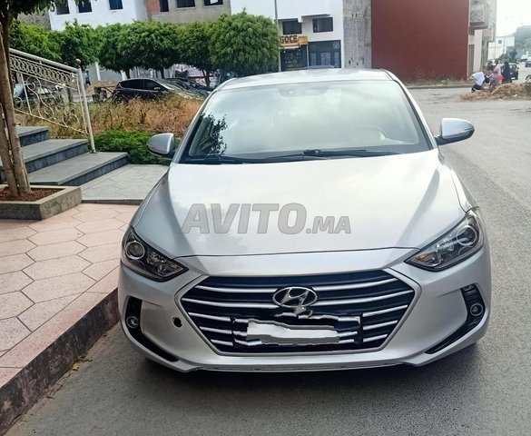 Hyundai Elantra occasion Diesel Modèle 2019