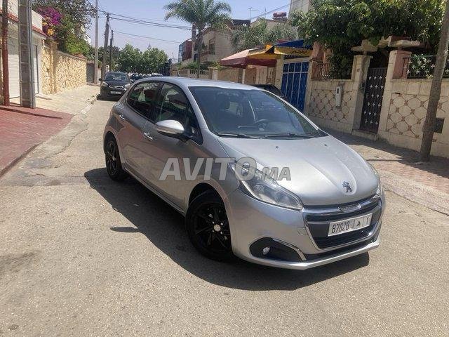 Peugeot 208 occasion Diesel Modèle 2018