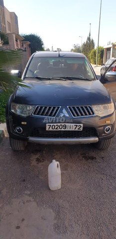 2013 Mitsubishi pajero sport