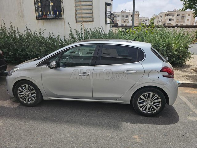 Peugeot 208 occasion Diesel Modèle 2018