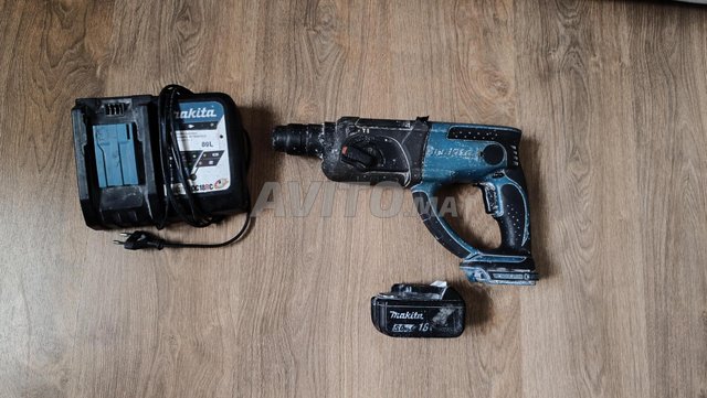 Perforateur/percuteur Makita bhr202