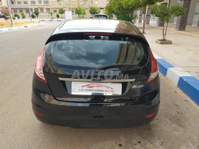 Ford Fiesta occasion Essence Modèle 2016